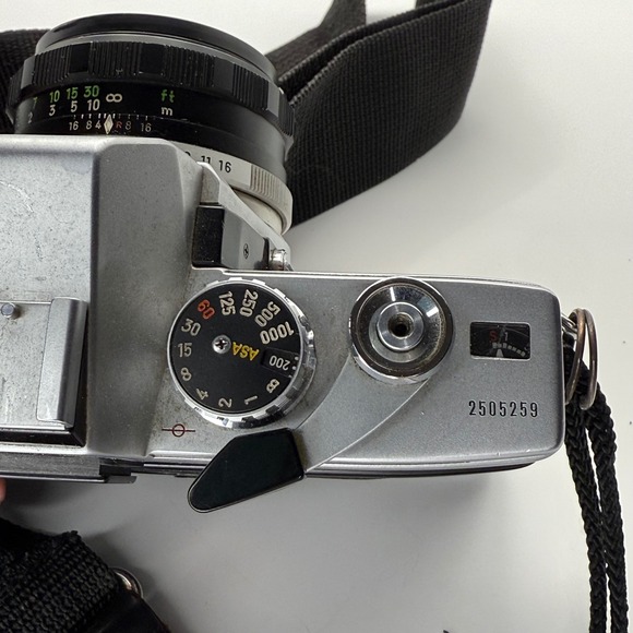 Vintage Minolta SRT 101 Film Camera MC Rokkor PF 1:1.7 55mm Untested - Picture 5 of 7